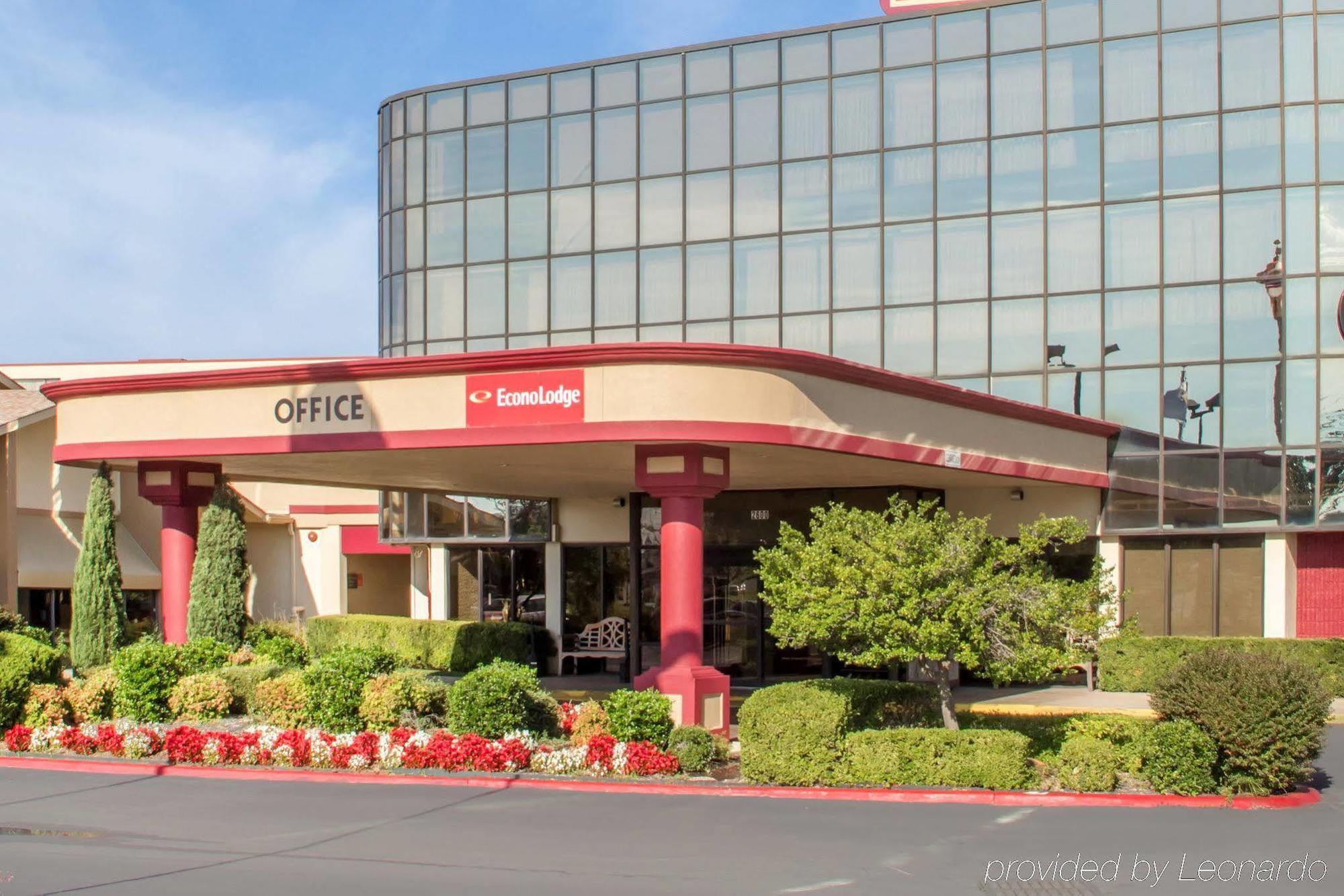 Clarion Hotel Broken Arrow - Tulsa Exterior foto